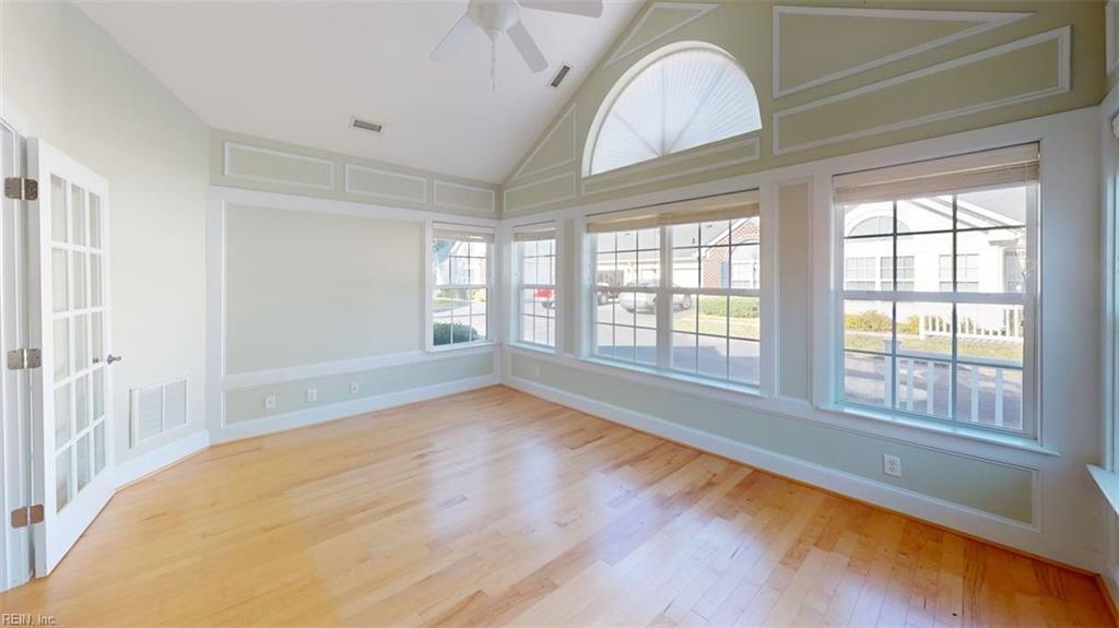 126 Garman Loop Yorktown VA 23690
