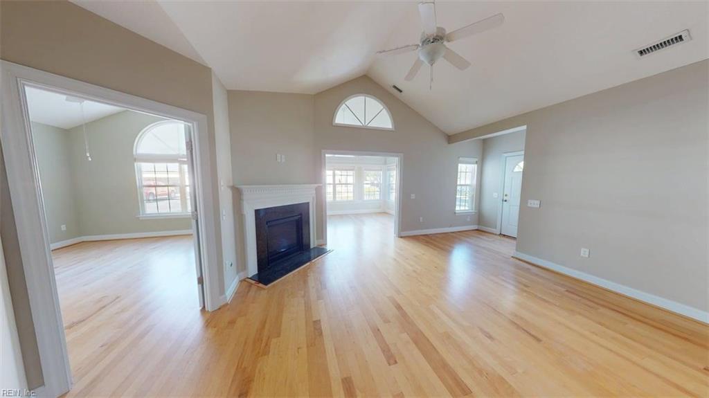 126 Garman Loop Yorktown VA 23690