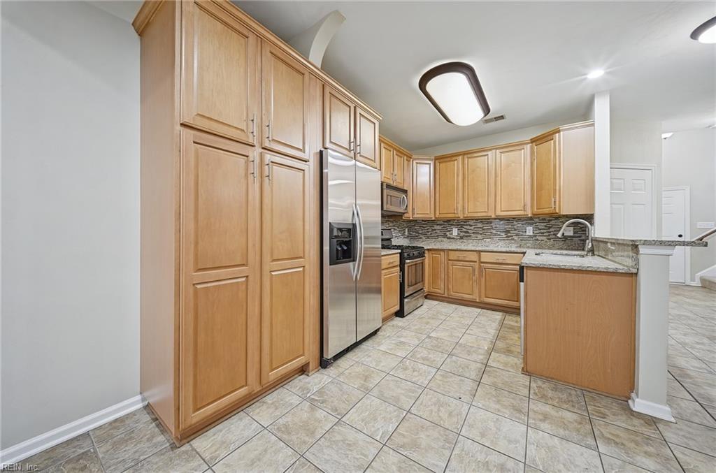114 Bluff Terrace Newport News VA 23602