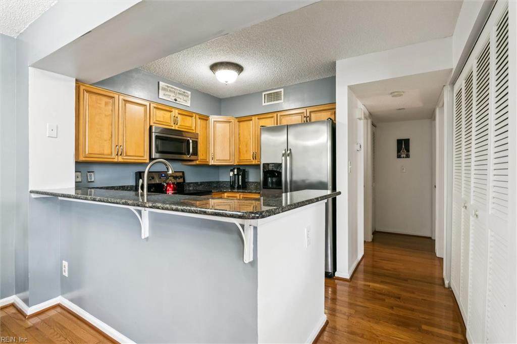 332 Nantucket Place Newport News VA 23606