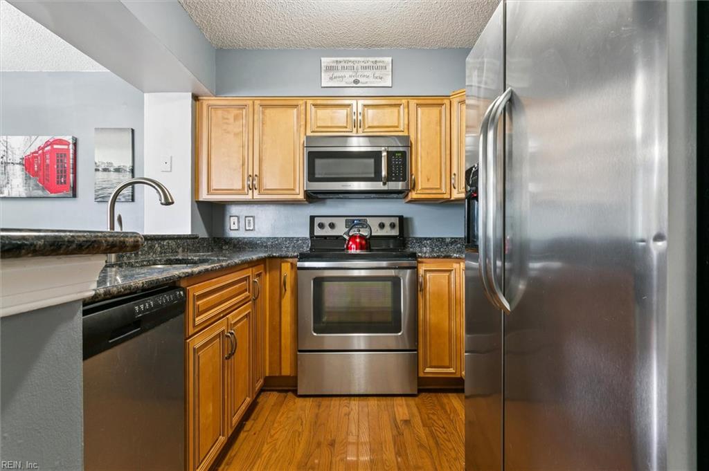 332 Nantucket Place Newport News VA 23606