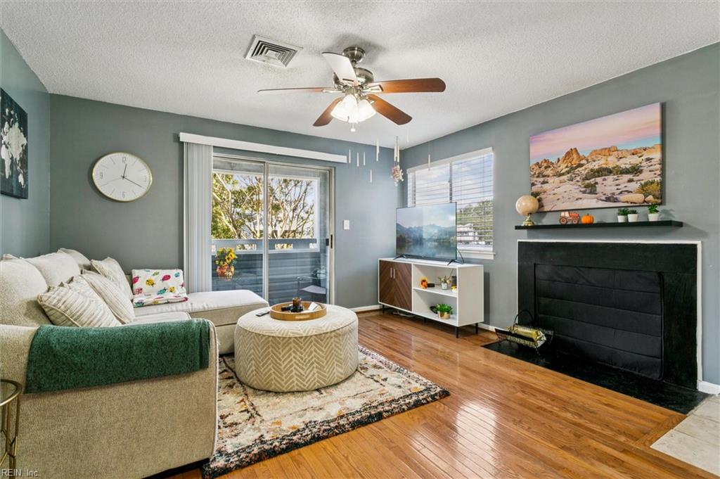 332 Nantucket Place Newport News VA 23606