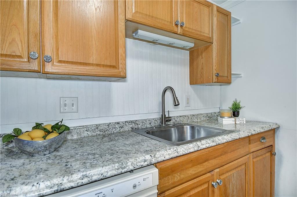 398 Deputy Lane Newport News VA 23608