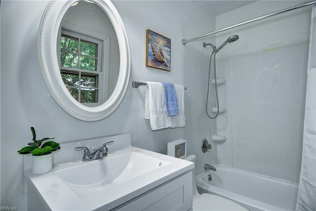 398 Deputy Lane Newport News VA 23608