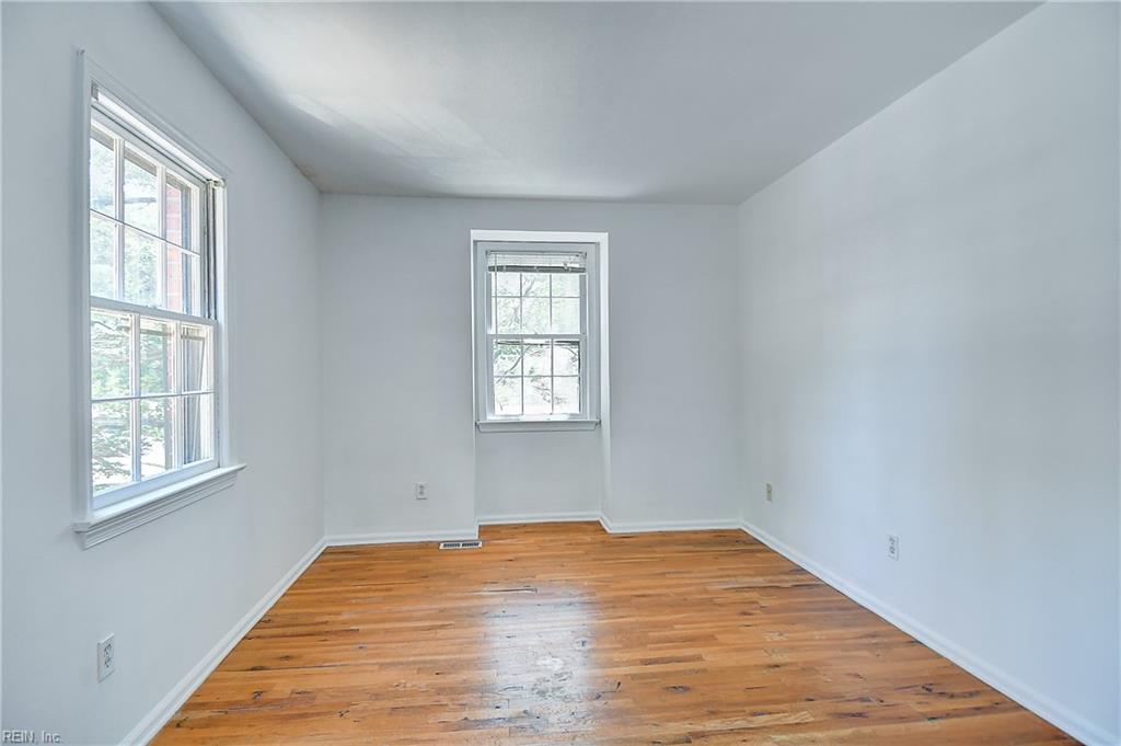 398 Deputy Lane Newport News VA 23608
