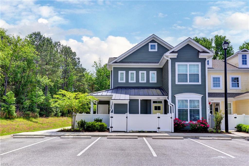 1201 Kings Land Court Williamsburg VA 23185