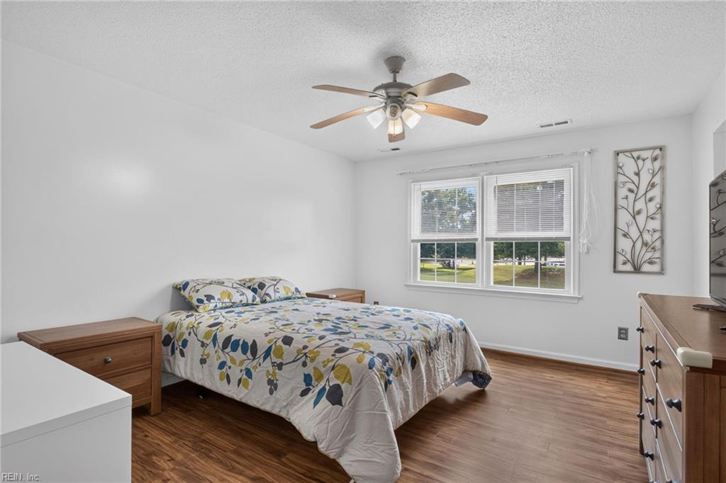 119 Wainwrights Bend Yorktown VA 23692