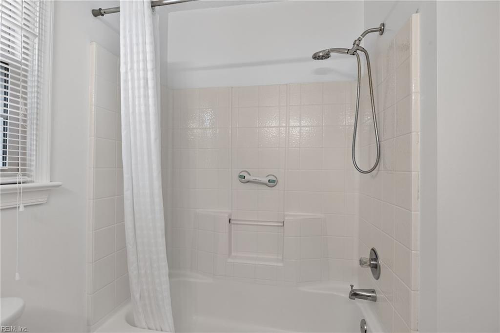 119 Wainwrights Bend Yorktown VA 23692
