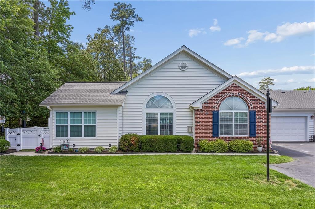 122 Garman Loop Yorktown VA 23690