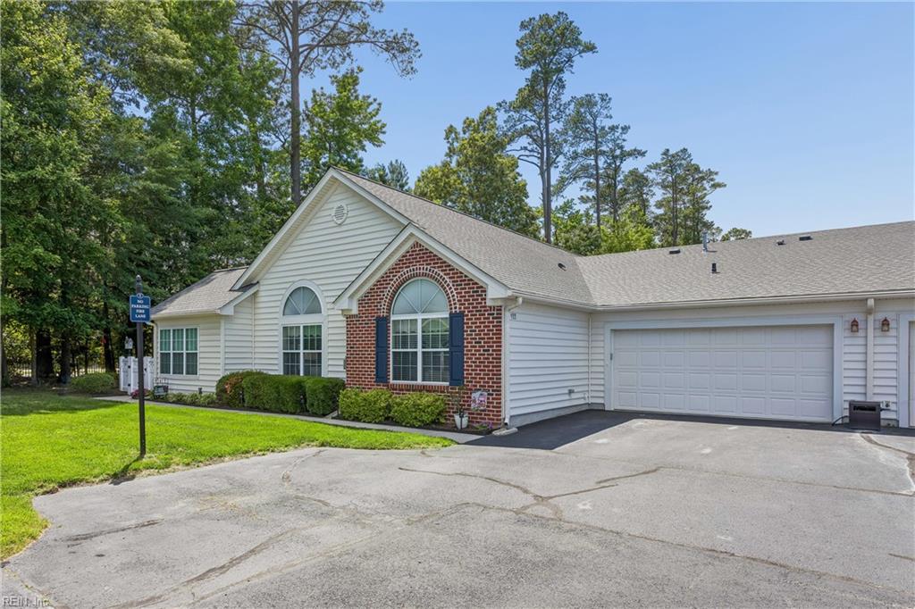 122 Garman Loop Yorktown VA 23690