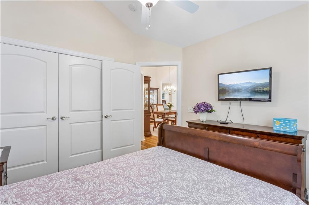122 Garman Loop Yorktown VA 23690