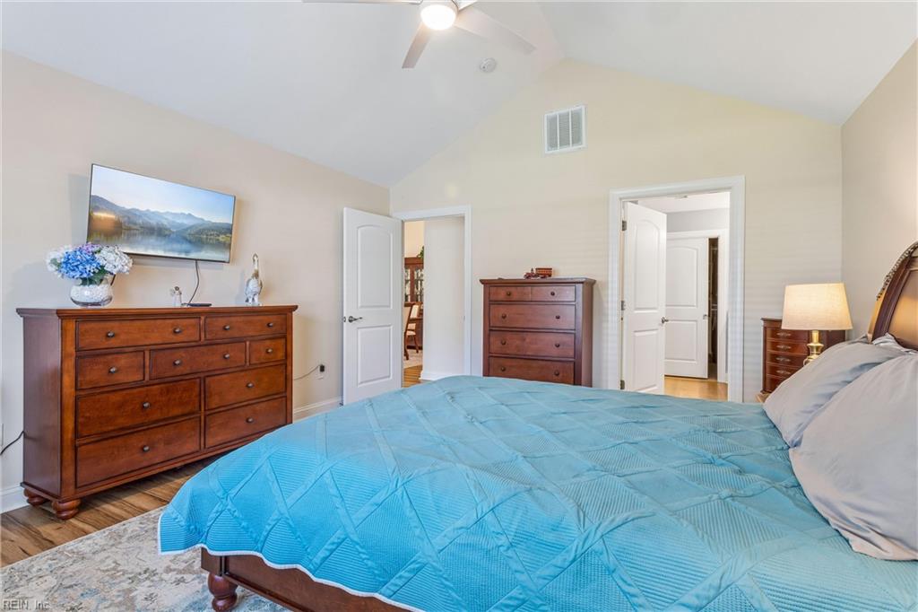 122 Garman Loop Yorktown VA 23690
