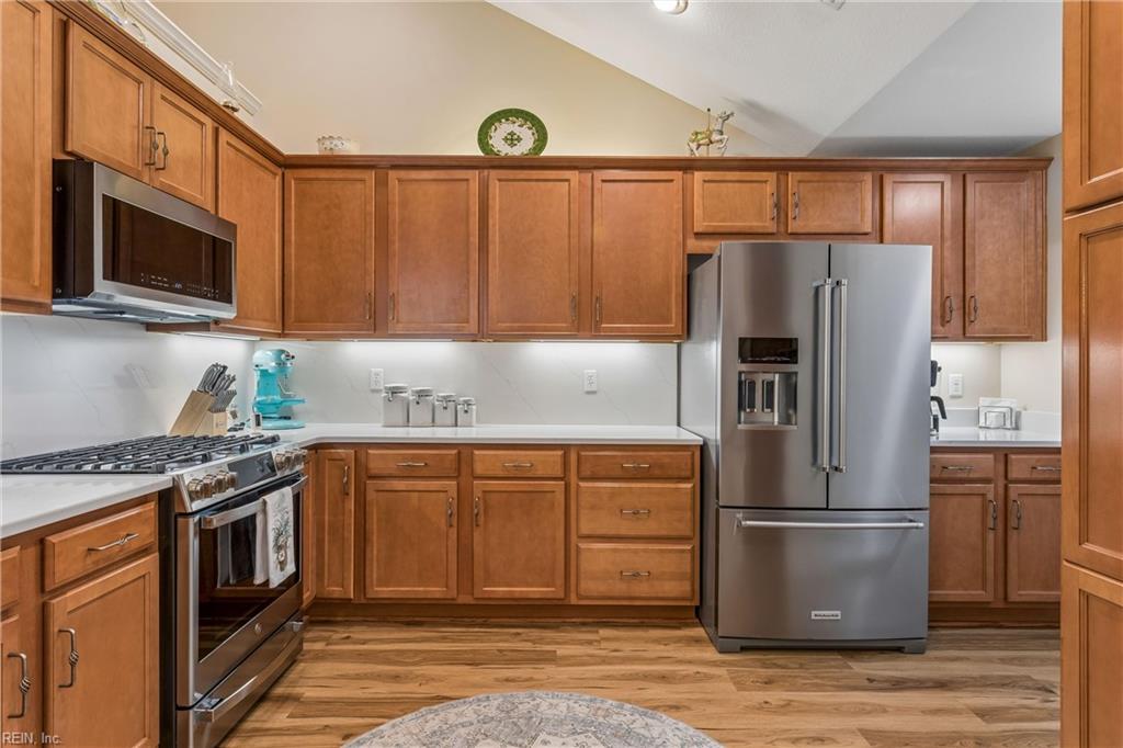 122 Garman Loop Yorktown VA 23690
