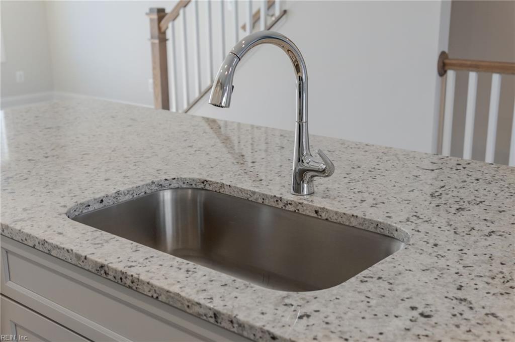 111 Bracewell Lane Yorktown VA 23692