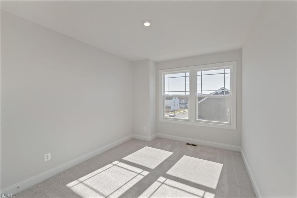 111 Bracewell Lane Yorktown VA 23692