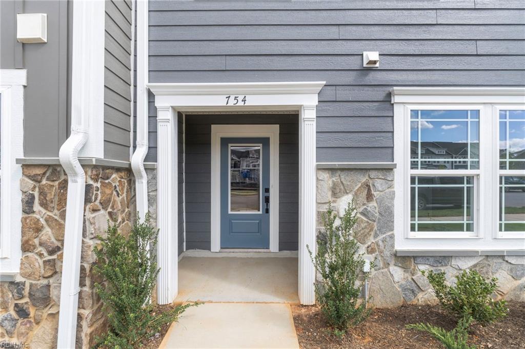 111 Bracewell Lane Yorktown VA 23692