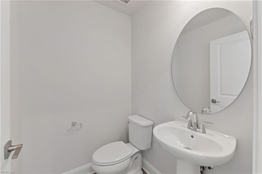 111 Bracewell Lane Yorktown VA 23692