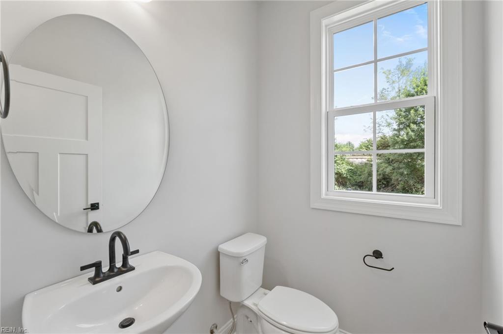 1 Bracewell Lane Yorktown VA 23692