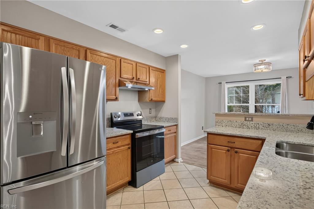 121 Burnt Run Yorktown VA 23692
