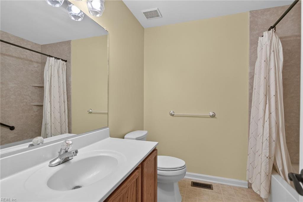121 Burnt Run Yorktown VA 23692