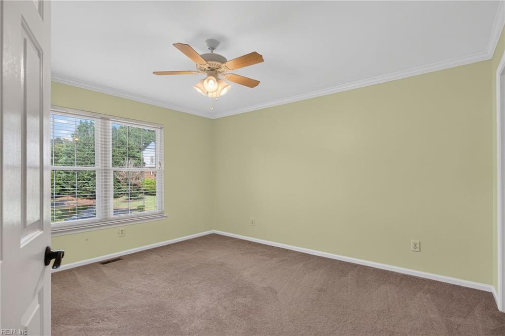 121 Burnt Run Yorktown VA 23692