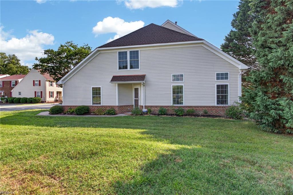 121 Burnt Run Yorktown VA 23692