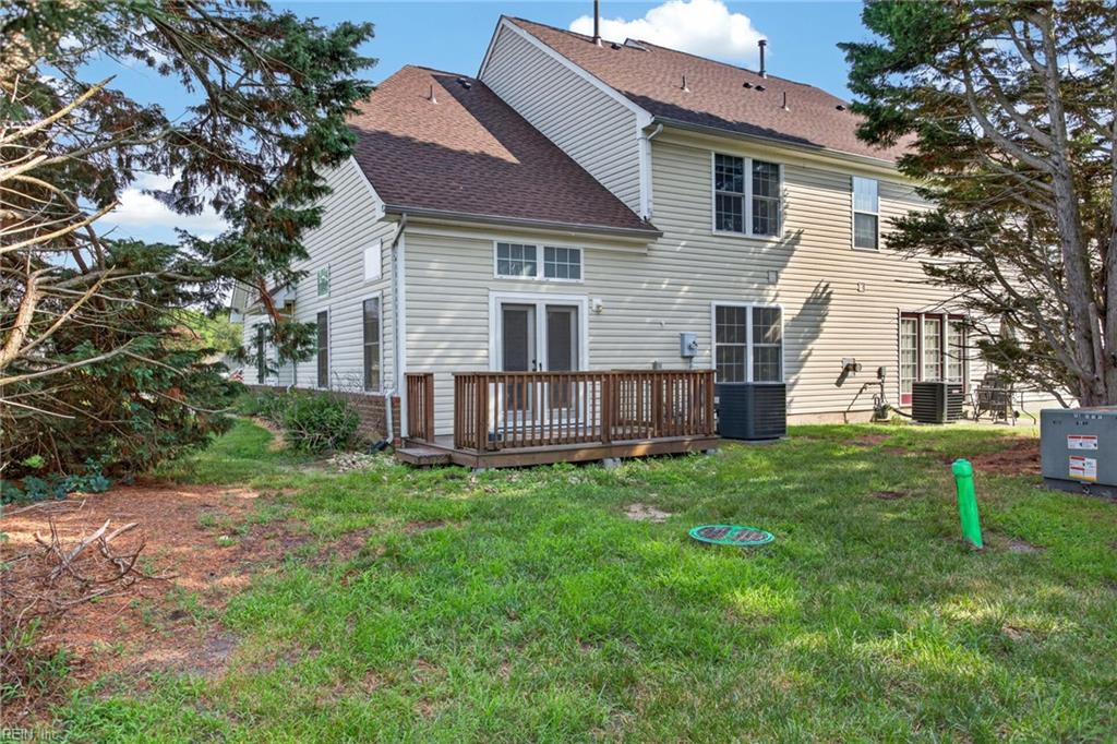 121 Burnt Run Yorktown VA 23692