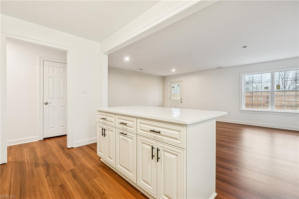15661 Warwick Boulevard Newport News VA 23608