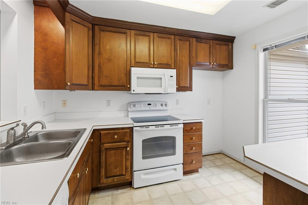723 Ironwood Drive Yorktown VA 23693