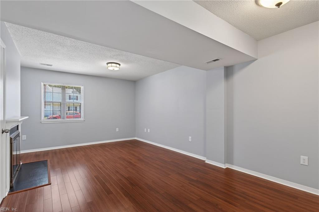 12791 Tahiska Lane Newport News VA 23602