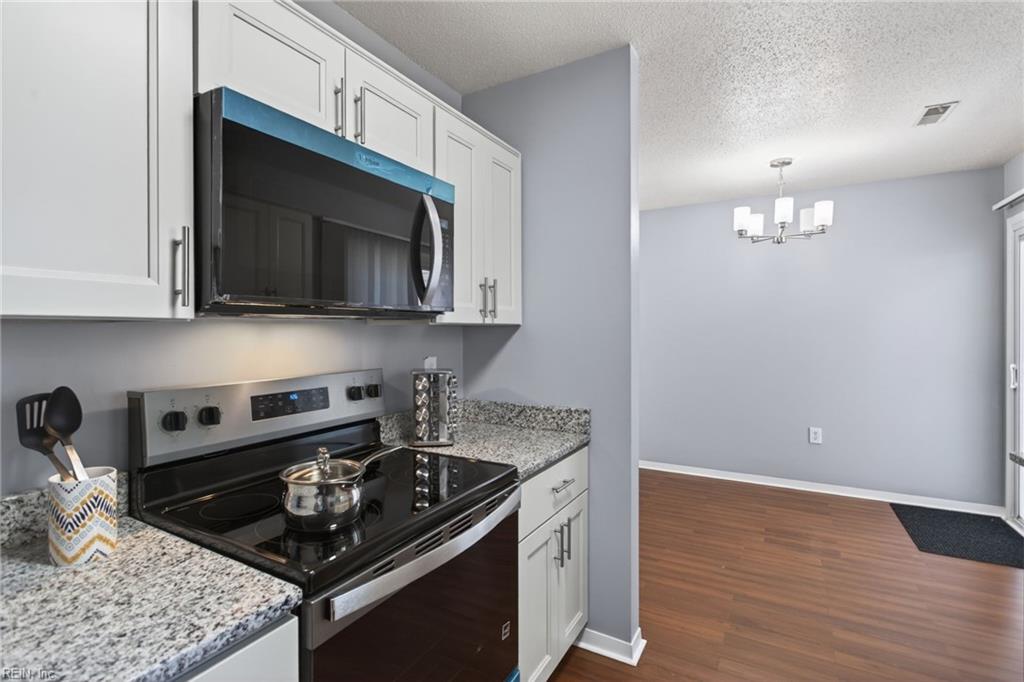 12791 Tahiska Lane Newport News VA 23602