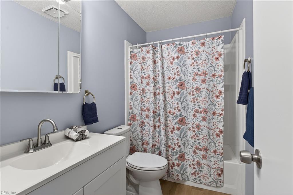 12791 Tahiska Lane Newport News VA 23602