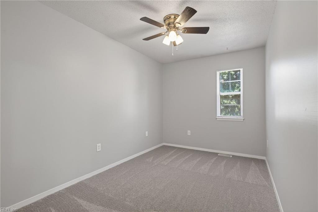 12791 Tahiska Lane Newport News VA 23602