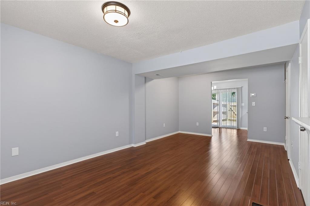12791 Tahiska Lane Newport News VA 23602