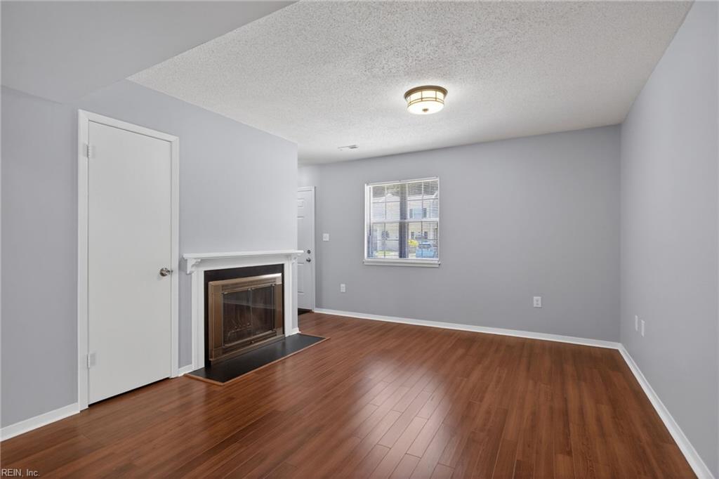 12791 Tahiska Lane Newport News VA 23602