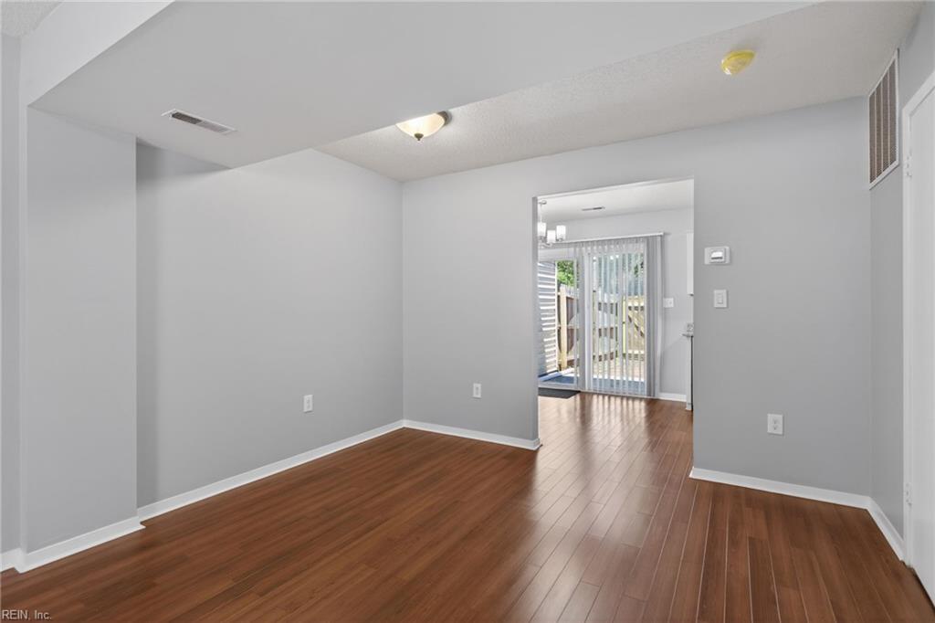 12791 Tahiska Lane Newport News VA 23602