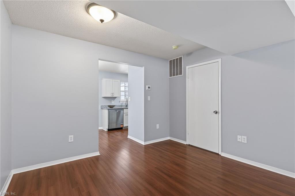 12791 Tahiska Lane Newport News VA 23602
