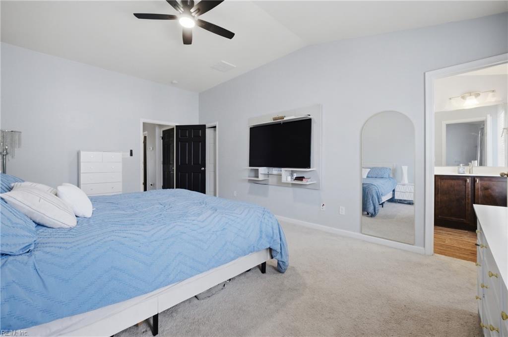 128 Daybeacon Street Yorktown VA 23692