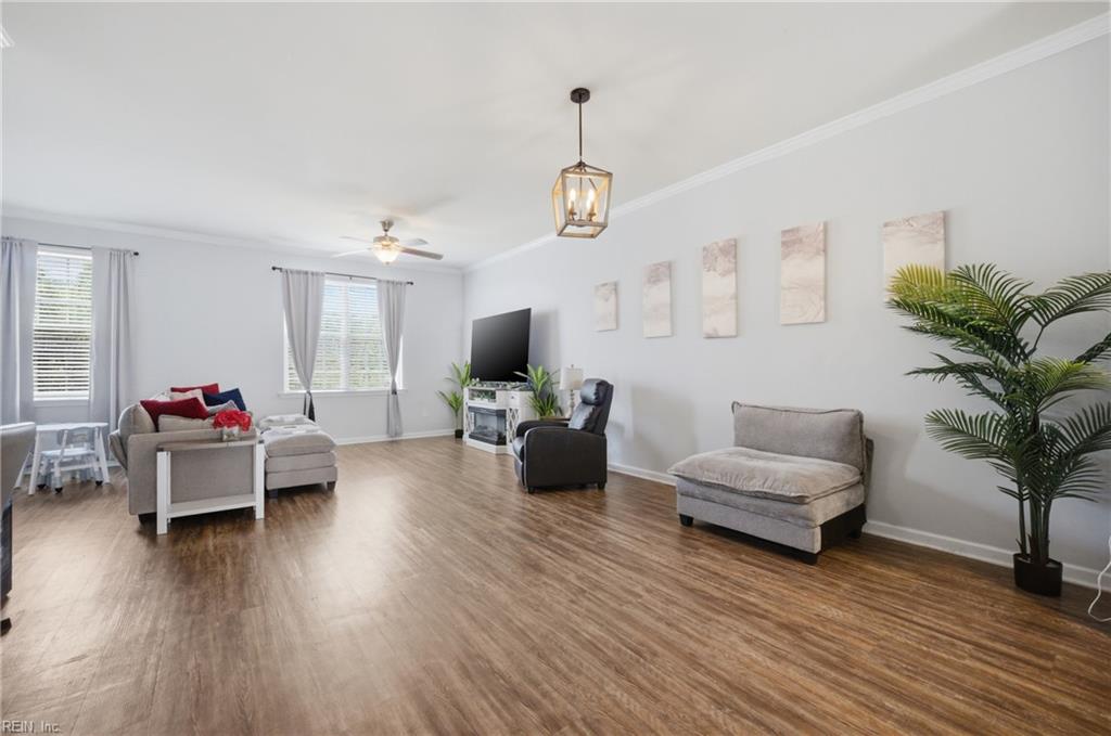 128 Daybeacon Street Yorktown VA 23692