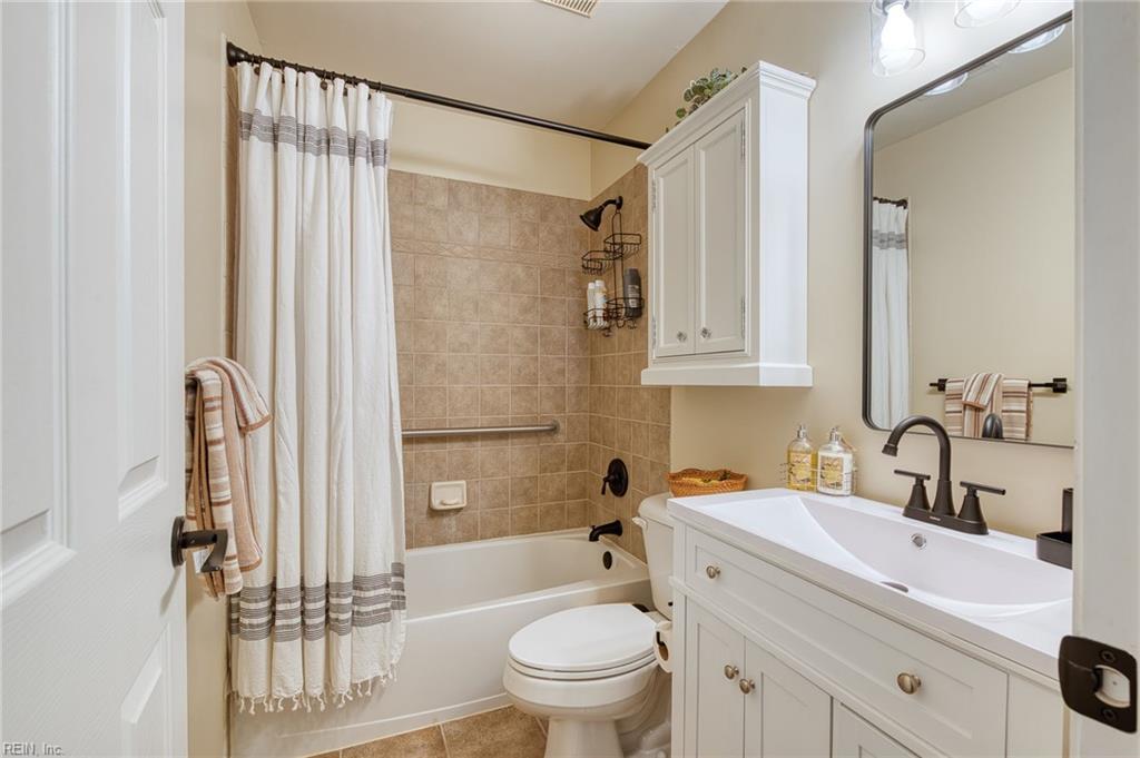 4309 Sprucemont Williamsburg VA 23188