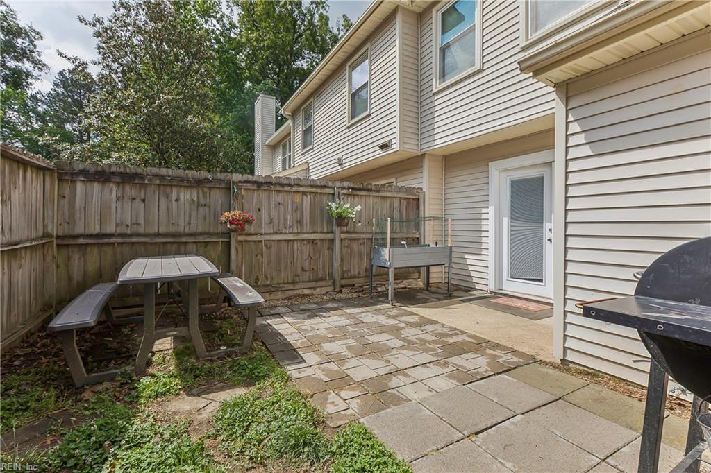 119 Kingsbridge Lane Yorktown VA 23692