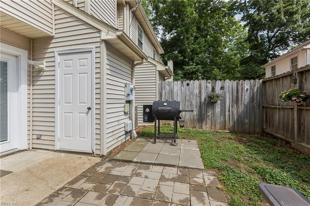 119 Kingsbridge Lane Yorktown VA 23692