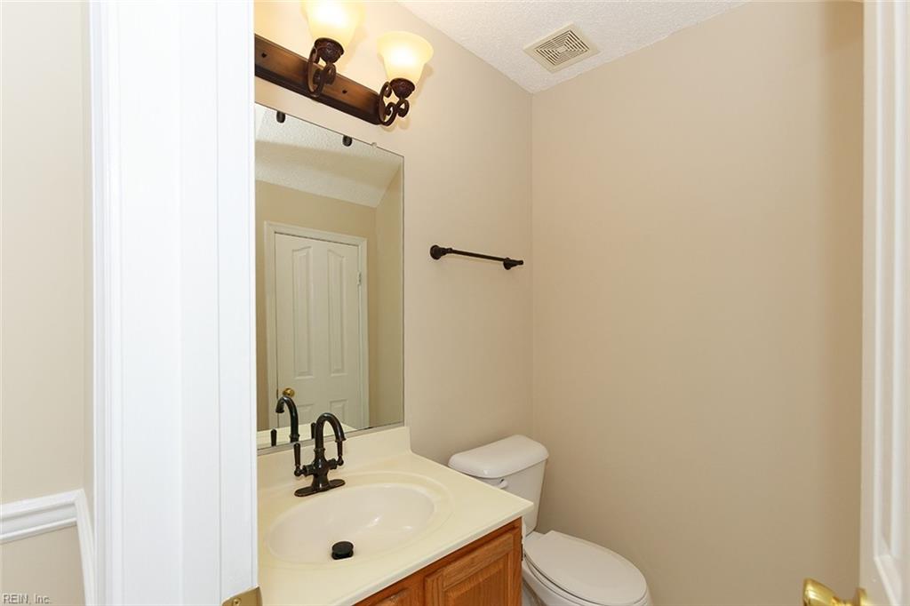 100 Songbird Trail Yorktown VA 23692