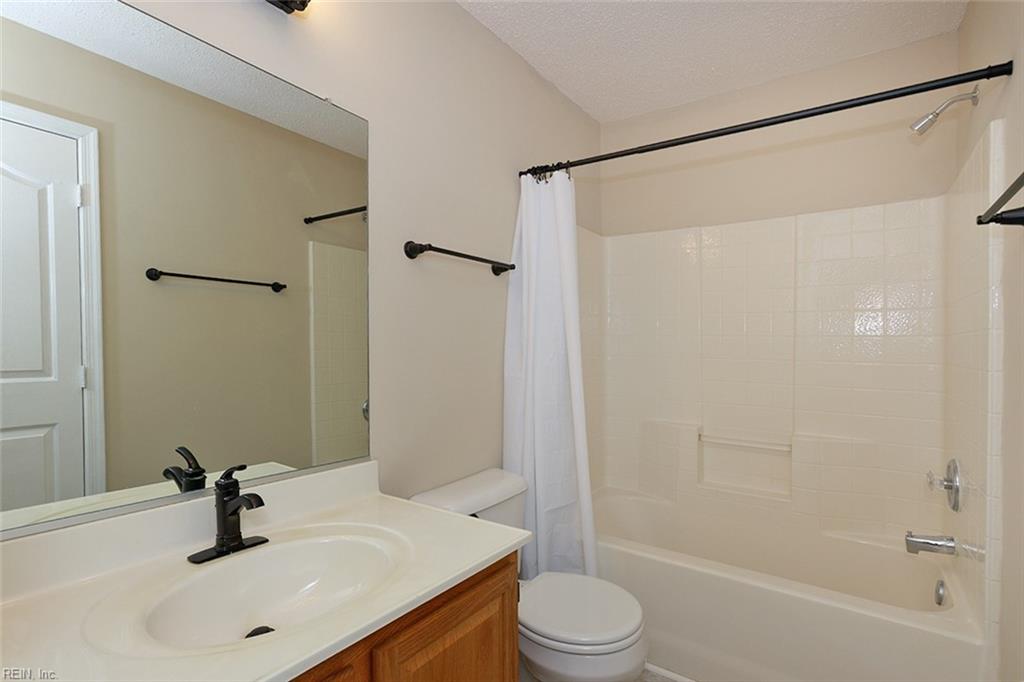 100 Songbird Trail Yorktown VA 23692