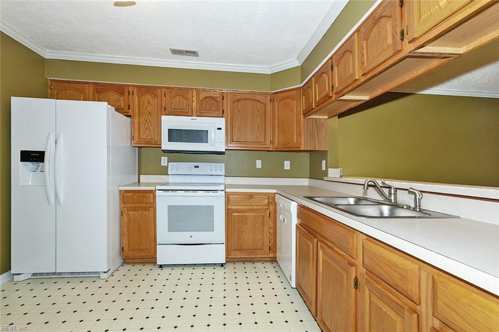 100 Songbird Trail Yorktown VA 23692