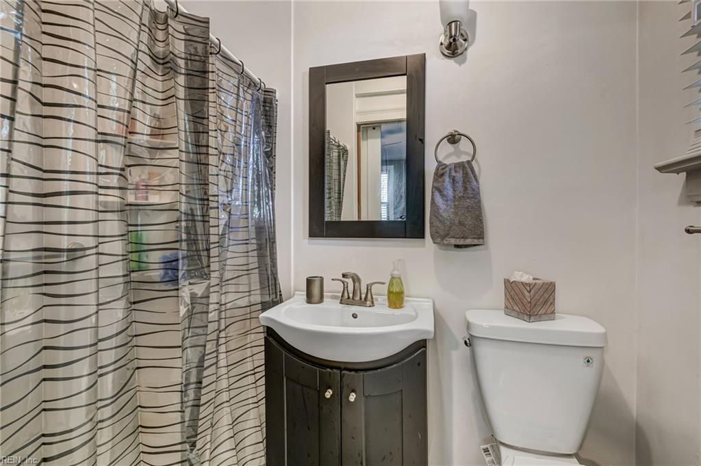 74 Hopkins Street Newport News VA 23601