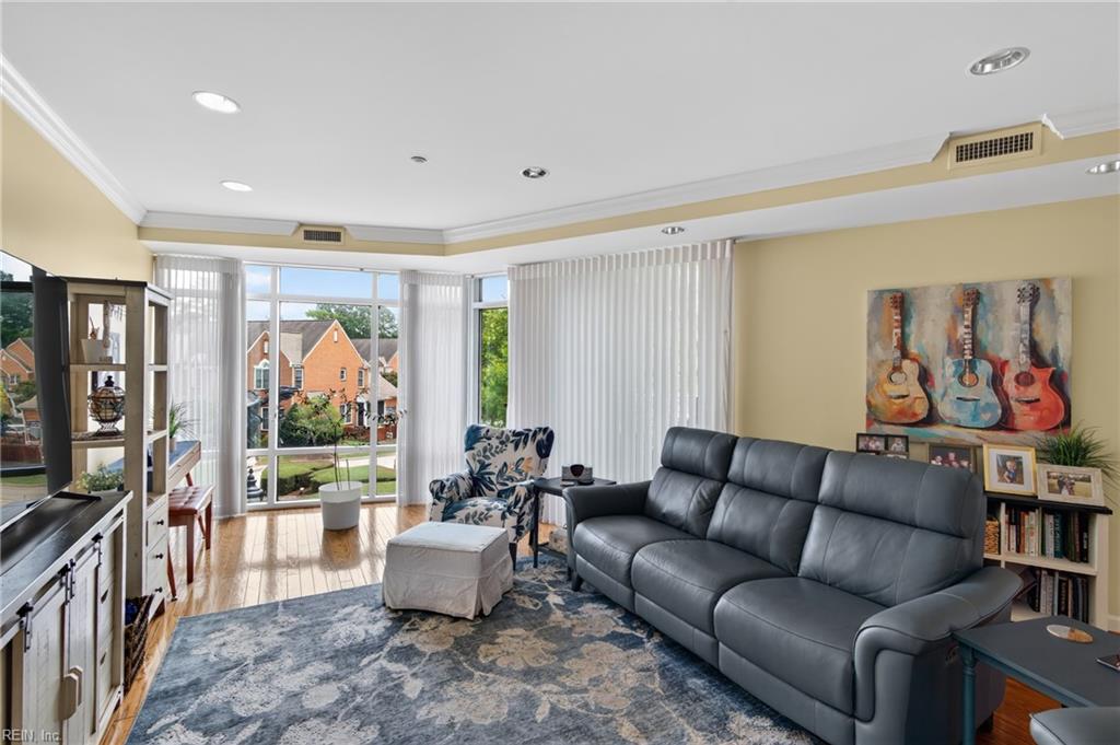 2213 William Styron S Square Newport News VA 23606