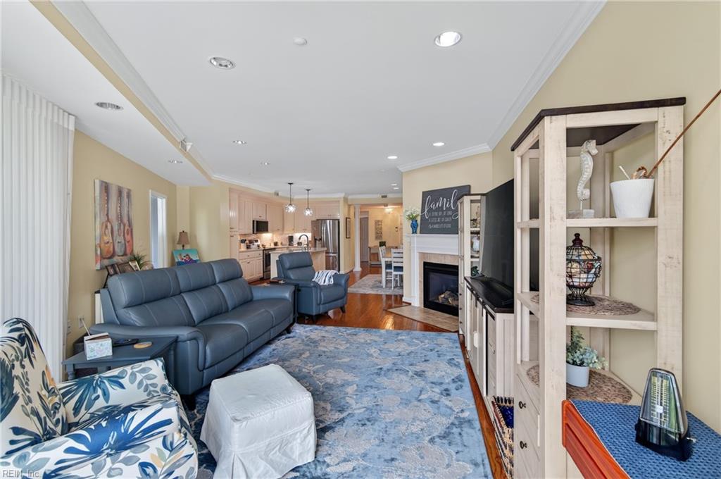 2213 William Styron S Square Newport News VA 23606