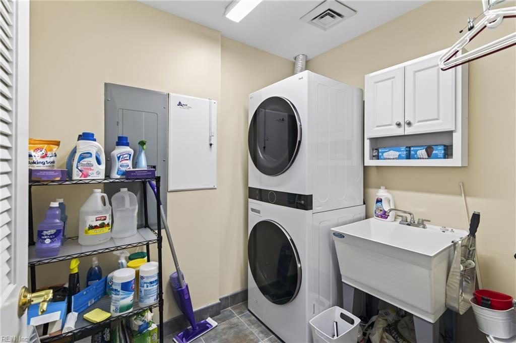 2213 William Styron S Square Newport News VA 23606