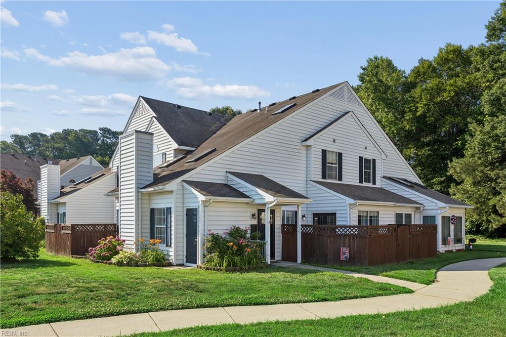 503 Hamlet Court Yorktown VA 23693